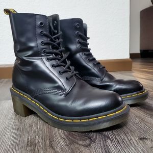 Dr Marten Clemency Womens size US 8